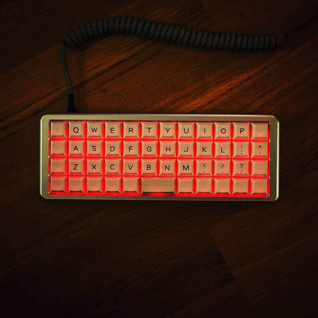 The Red back-light turned on and RGB turned off. There is a bit of shine-through on the keycaps, but I can live with that. 